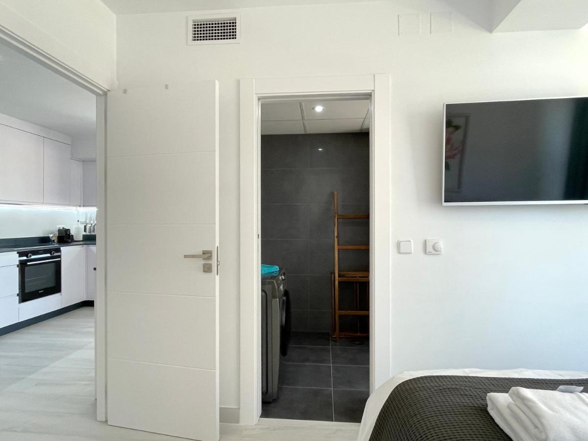 Modern Place City & Beachlife In Heart Of Torremolinos By Solrentspain Apartment Exterior photo